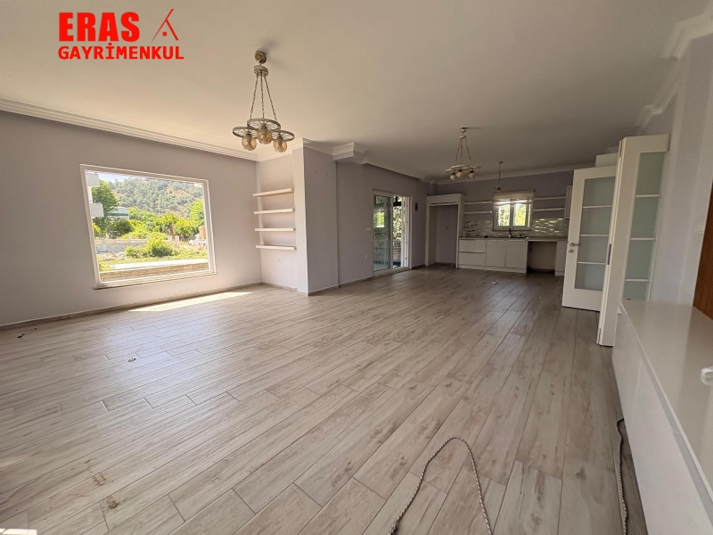 Dalaman'da Kiral�k M�stakil  4+1 Villa