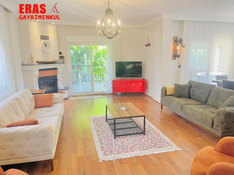 Dalaman'da Kiralk Mstakil Havuzlu Eyal 3+1 Villa