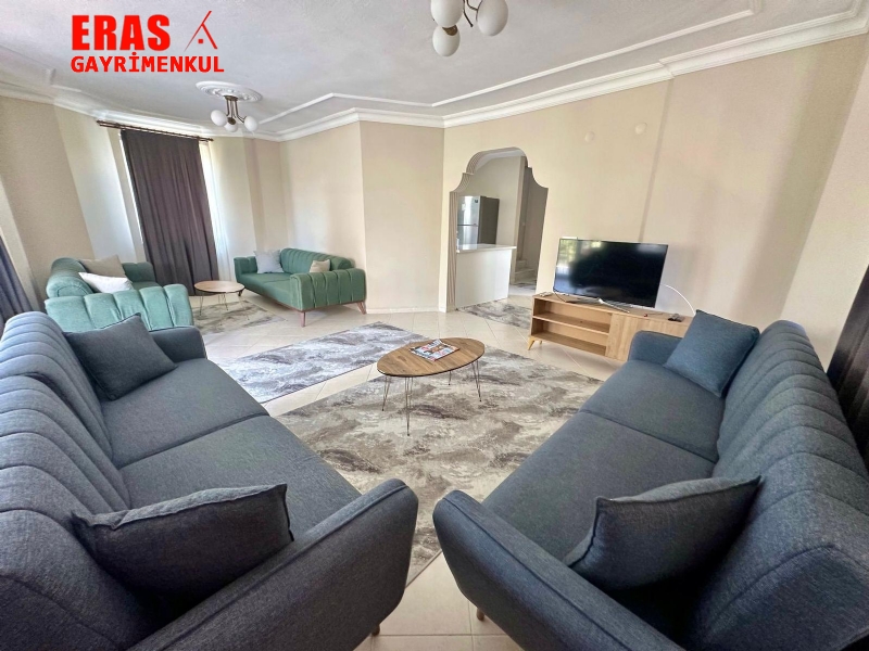 Dalaman'da Sat�l�k Y�zme Havuzlu 3+1 Villa