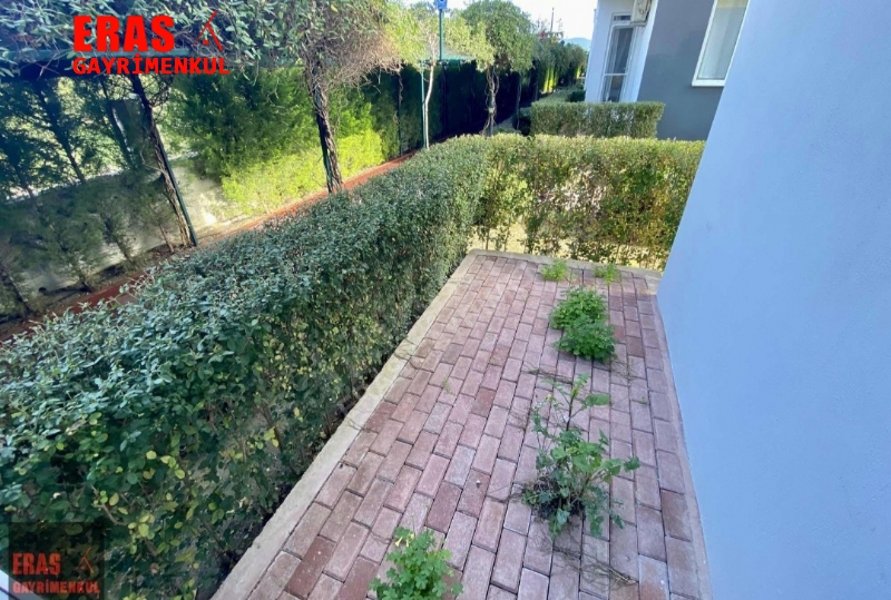 Dalaman'da Sat�l�k Y�zme Havuzlu Sitede 1+1 E�yal� Daire