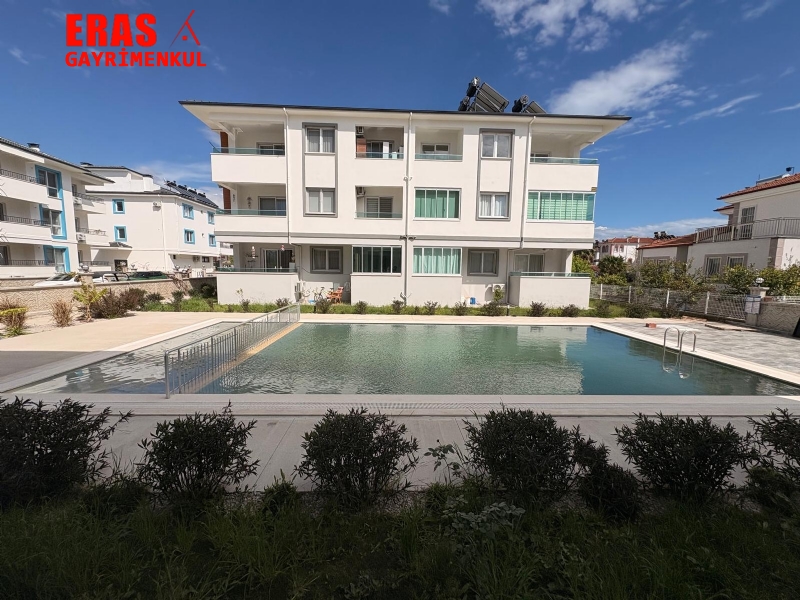 Dalaman'da Sat�l�k Y�zme Havuzlu Sitede 2+1 Daire